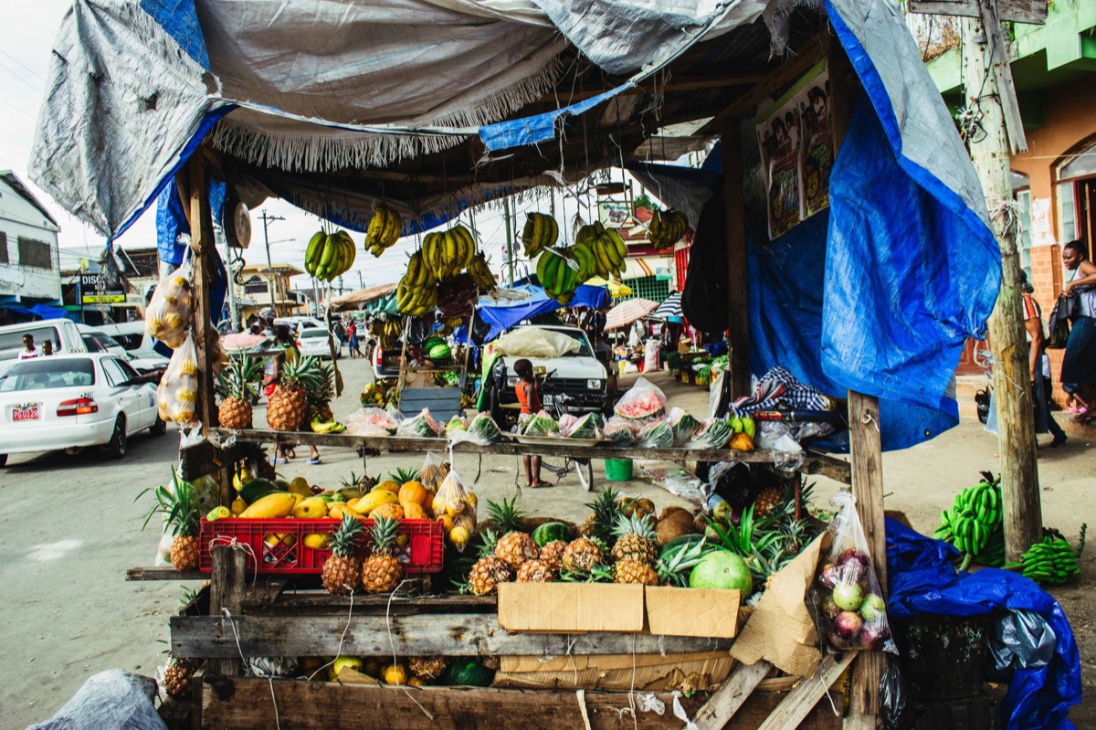 Un venditore di cibo strada in Cancun