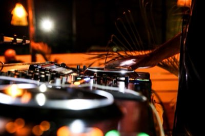 Cancun à Noite: Guia Completo para Clubes e Rooftops Incríveis