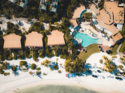 Resort Adulto: Escolha o refúgio perfeito em Cancún para casais