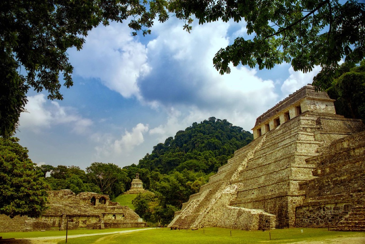 Maya-archef en natuur, kenmerken van een touristische locatie